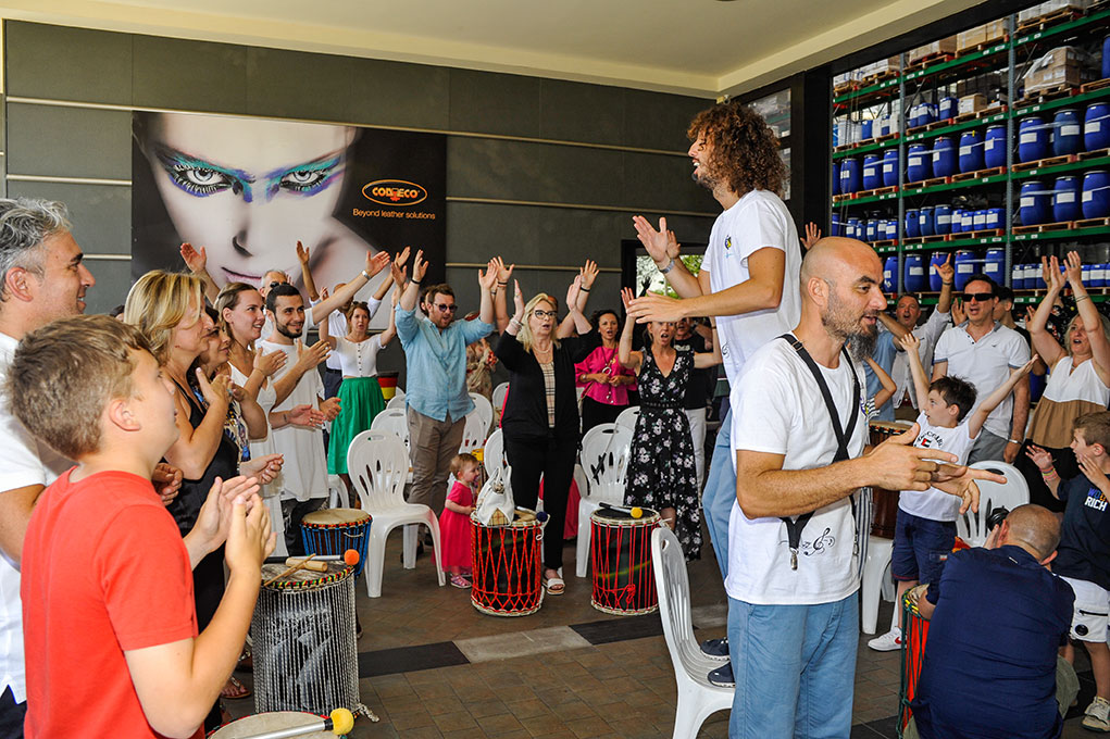 drumming team building tamburi percussioni onebeat musica