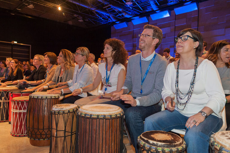 team building grandi eventi 1000 persone onebeat convention kickoff